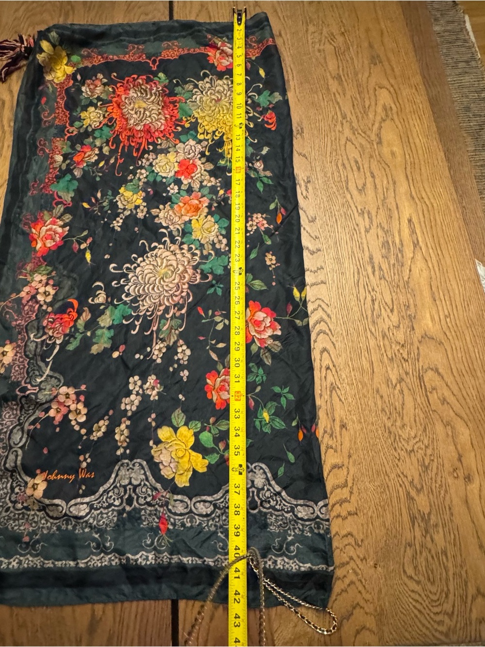 Johnny Was Black Floral Square Tasseled Scarf Border Silk Scarf 42 X 42 Tassels - Picture 5 of 7